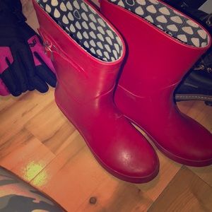 Rain boots